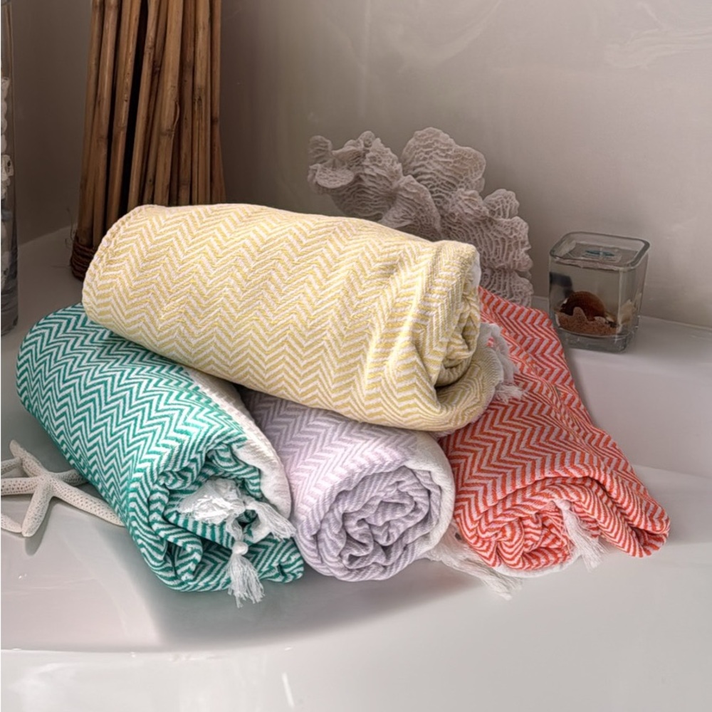 Cotton Beach/ Bath Towels - Set of 4